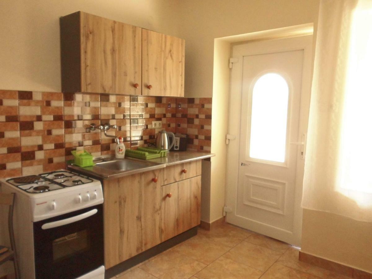 Napfeny Apartman Sarospatak Bagian luar foto