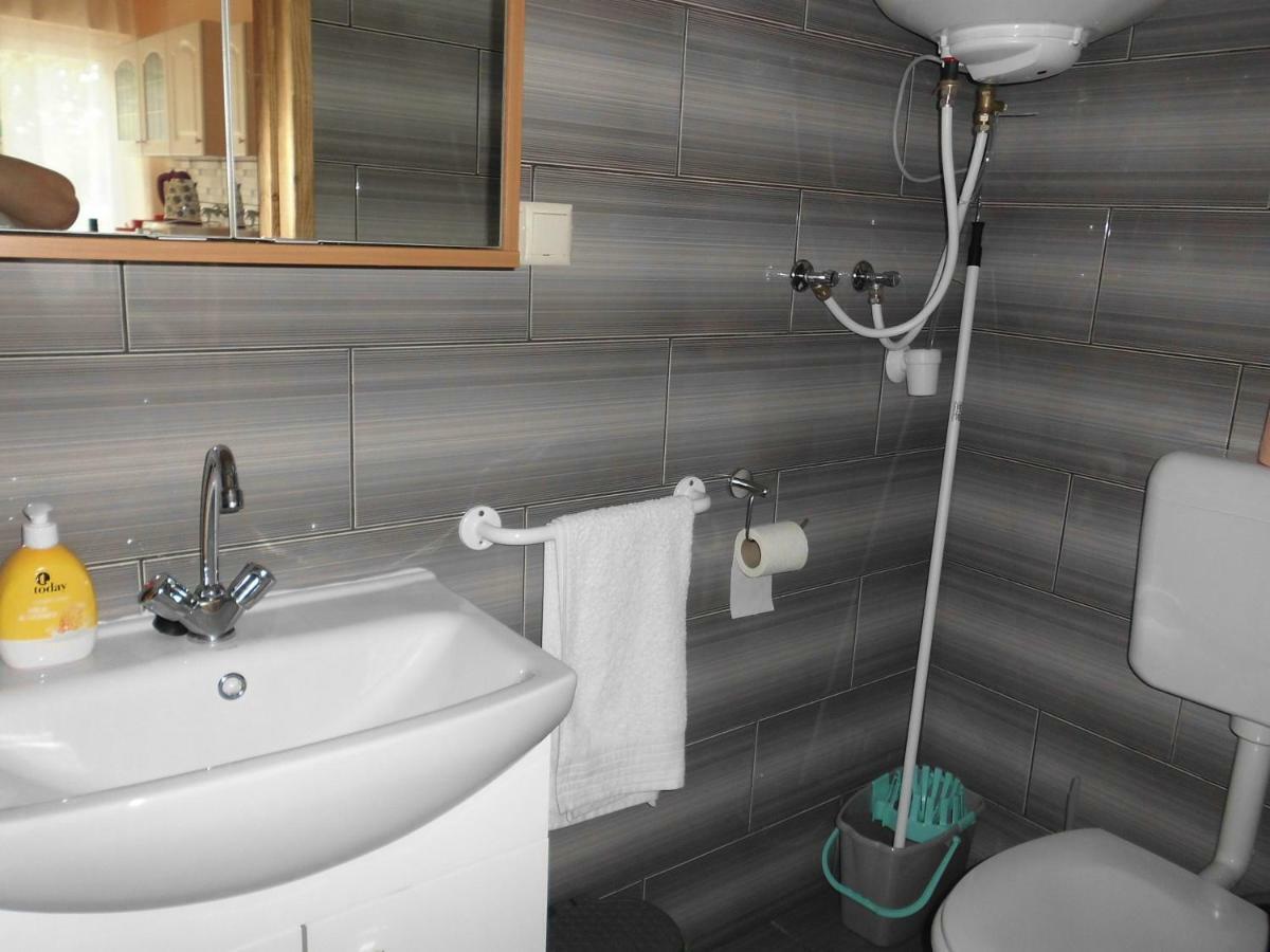 Napfeny Apartman Sarospatak Bagian luar foto